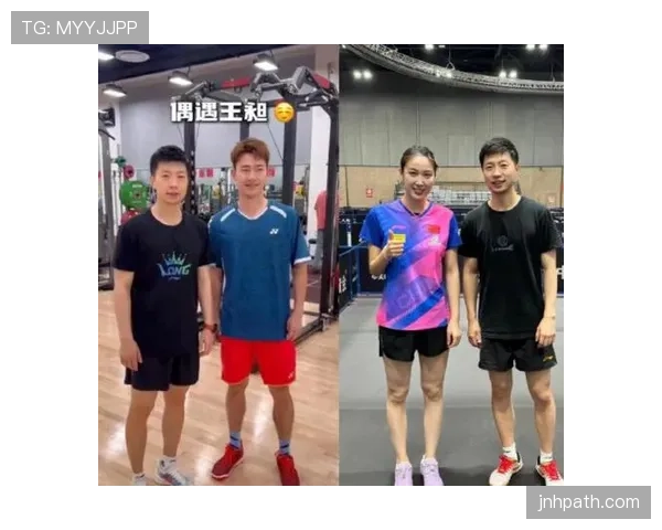 王昶家的冰箱里只有蛋白粉和冰水 王昶家的冰箱里只有蛋白粉和冰水