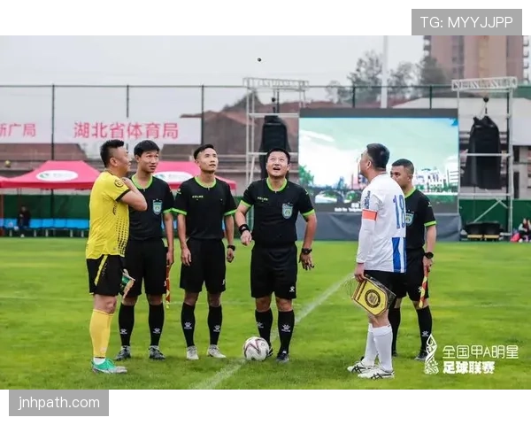 足球判罚争议的核心判定标准与裁判裁量权解析